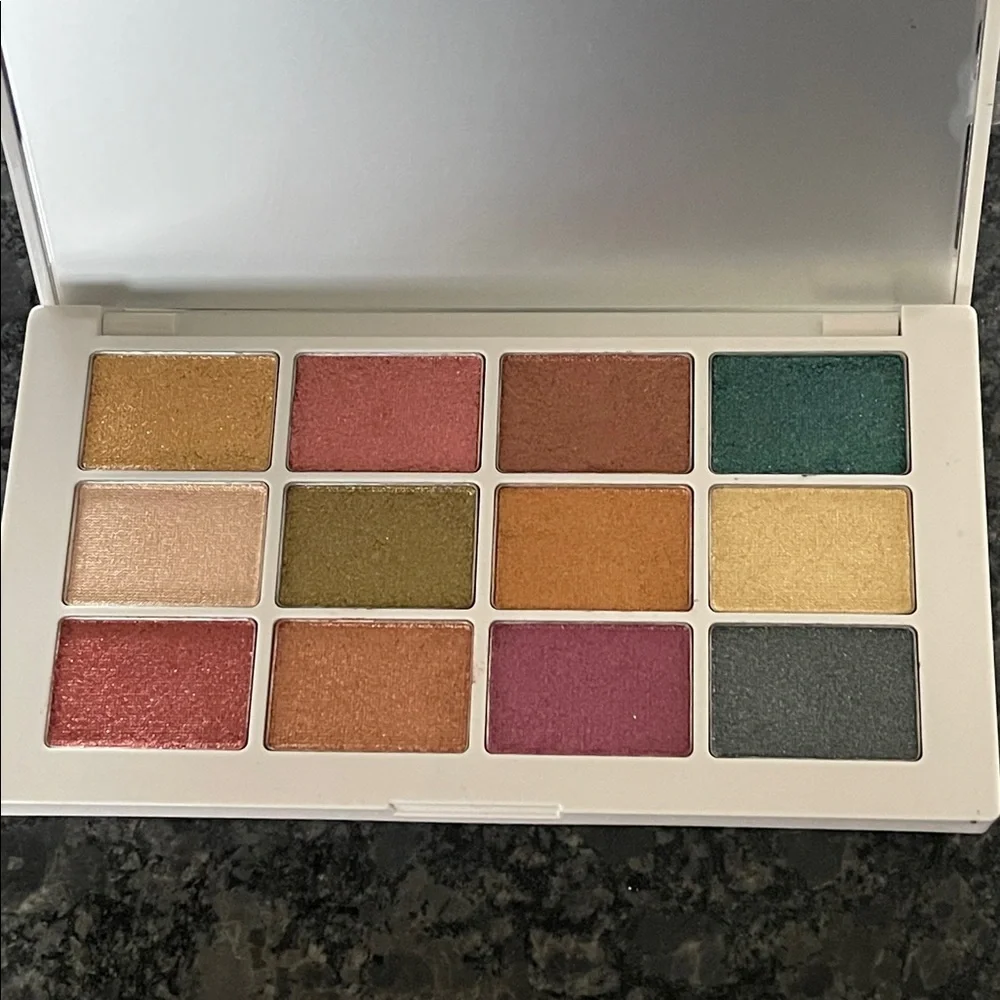 Makeup by Mario Master Metallics Eyeshadow Palette